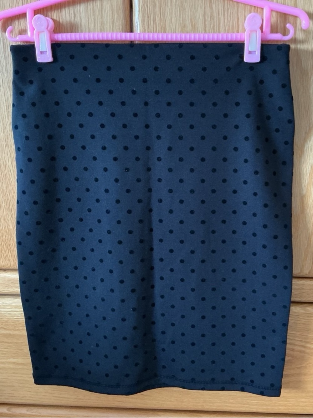Old Navy Black Polka Dot Pencil Skirt